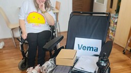 Díky podpoře týmu Vema ze společnosti Seyfor a dárcům má maminka Jitka elektrický vozík