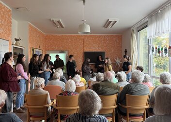 Dobrovolníci z Godzone přinesli do služeb brněnské Charity hudbu, radost i pomoc
